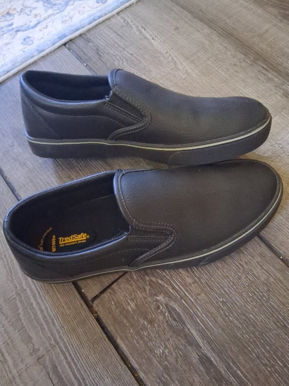 🍁Treadsafe Non Slip Loafers Sneakers  7 Men 8 Woman WIDE Work Shoes Restaurant